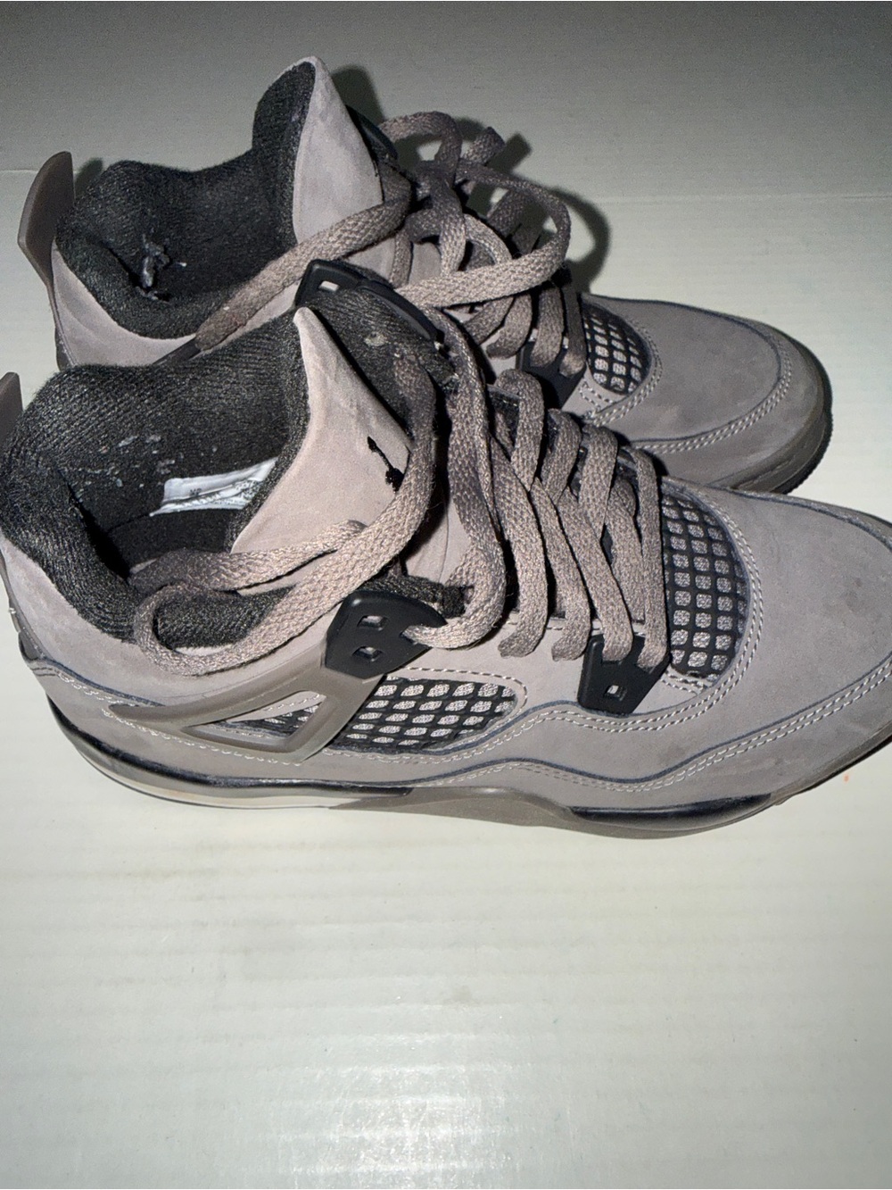 Jordan Retro 4 boys size 3 - Picture 2 of 7